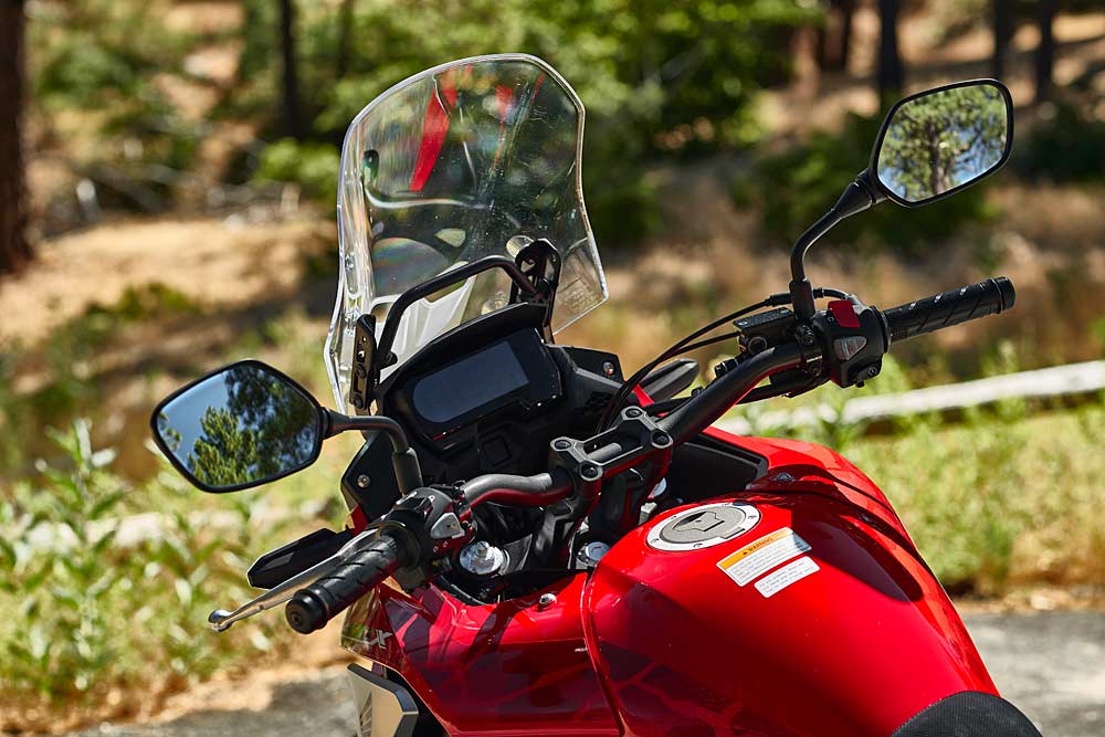 Honda 2019 CB500X 01