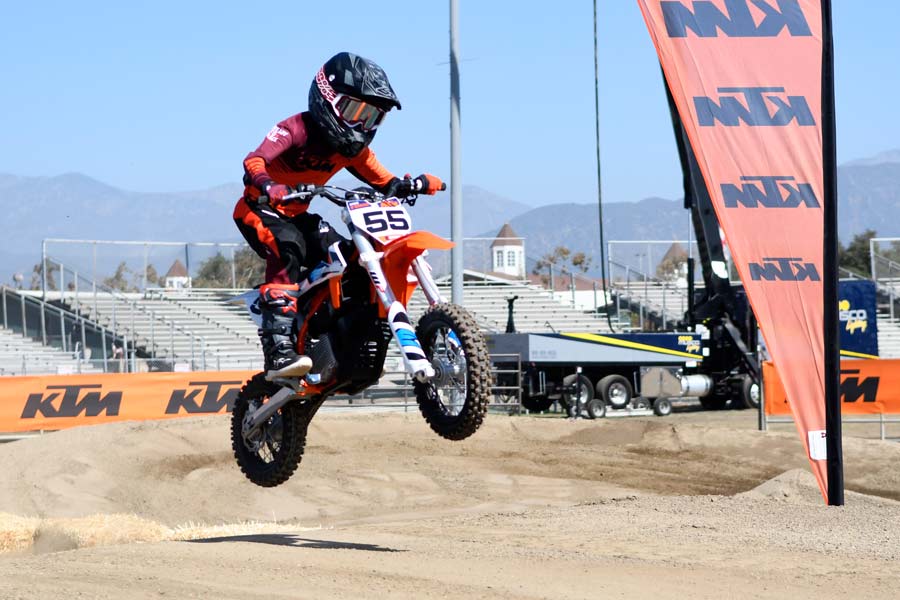 KTM SX E5 Jump