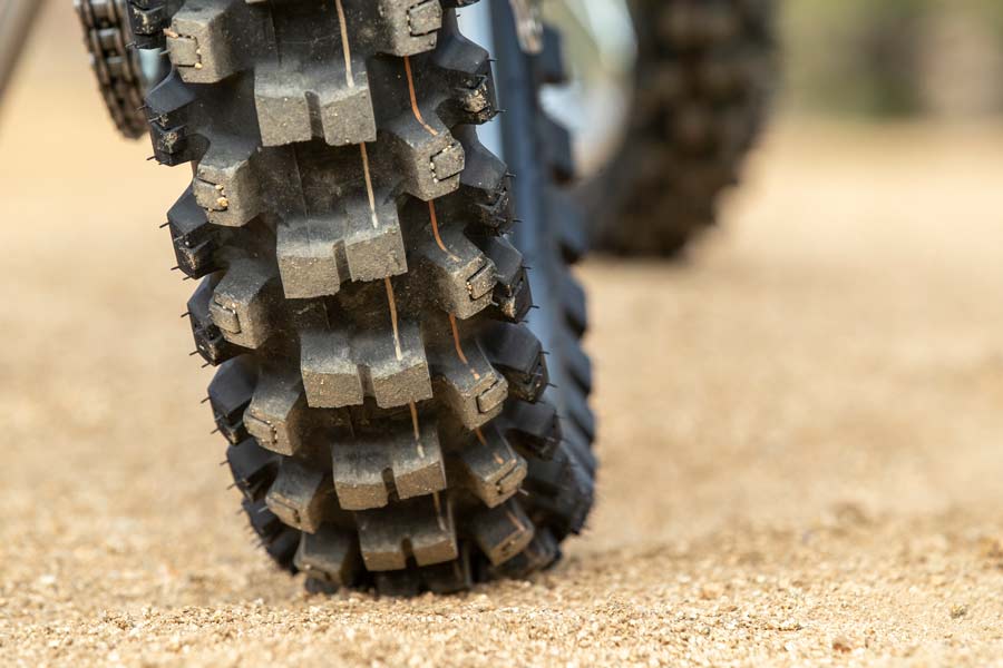 Kawasaki KLX300R Tire