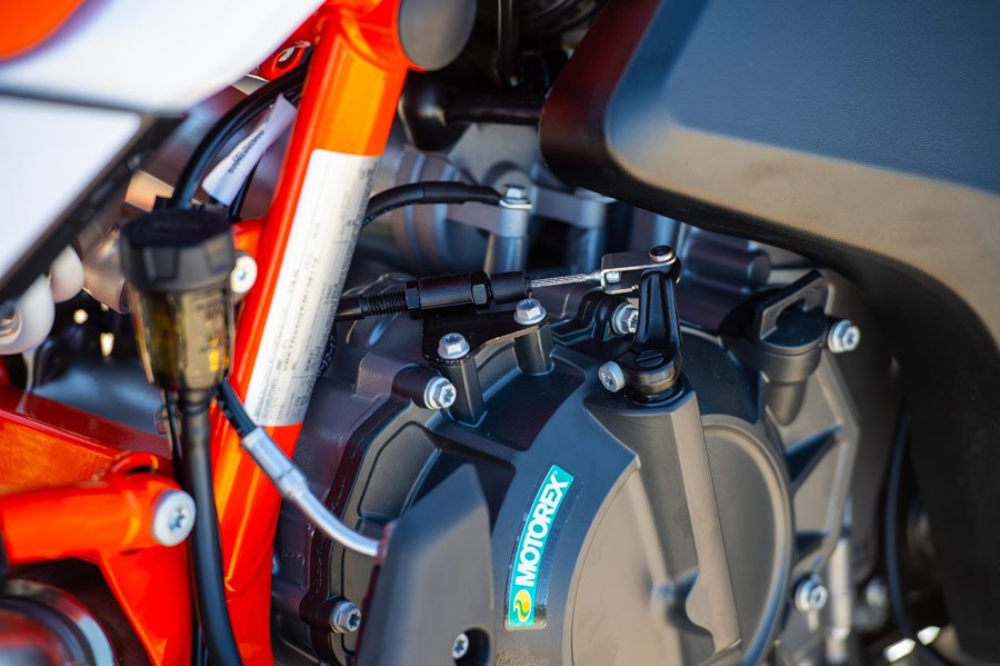 ktm 790 adventure r review details 07