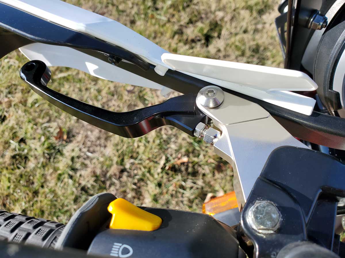 RoyalEnfield Himalayan Upgrades lever