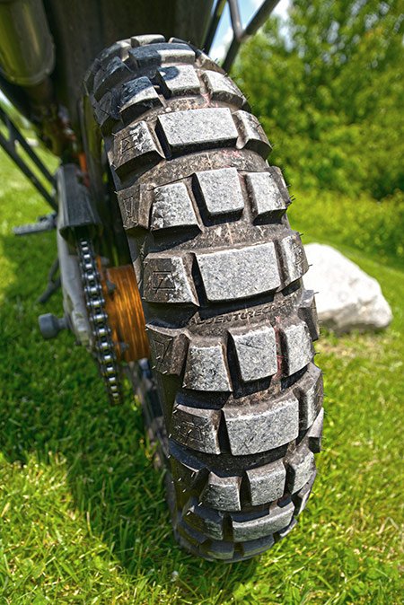 Bridgestone AX41 ADventurecross 11 450VERTBODY
