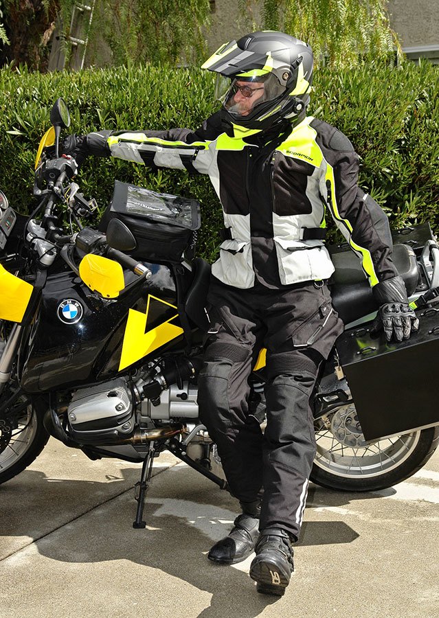 Scorpion Yosemite suit 1