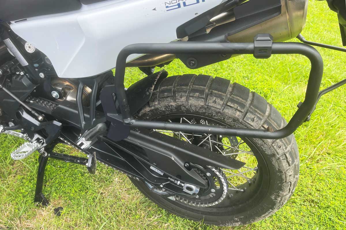 Shad TR40 Saddlebags Review mount