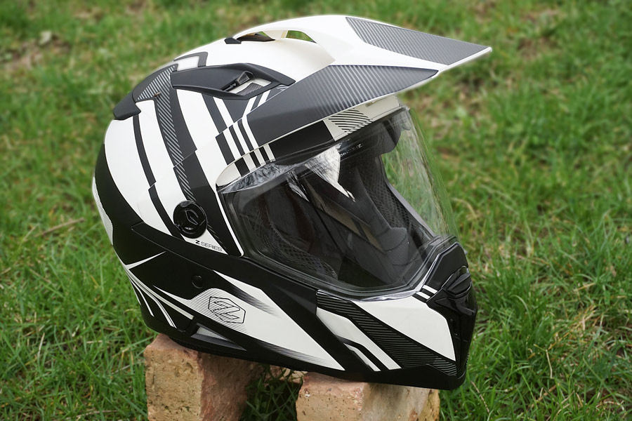 Zox ZDS10 helmet review 1