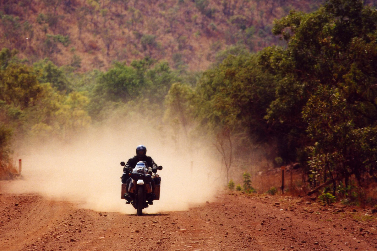 Bearback The world overland Body image 3