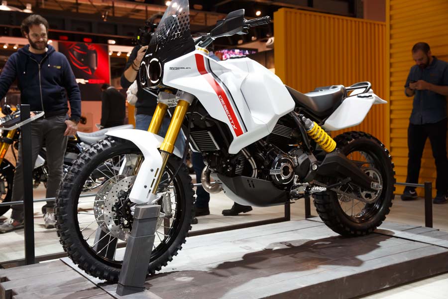 DUCATI SCRAMBLER DESERTX