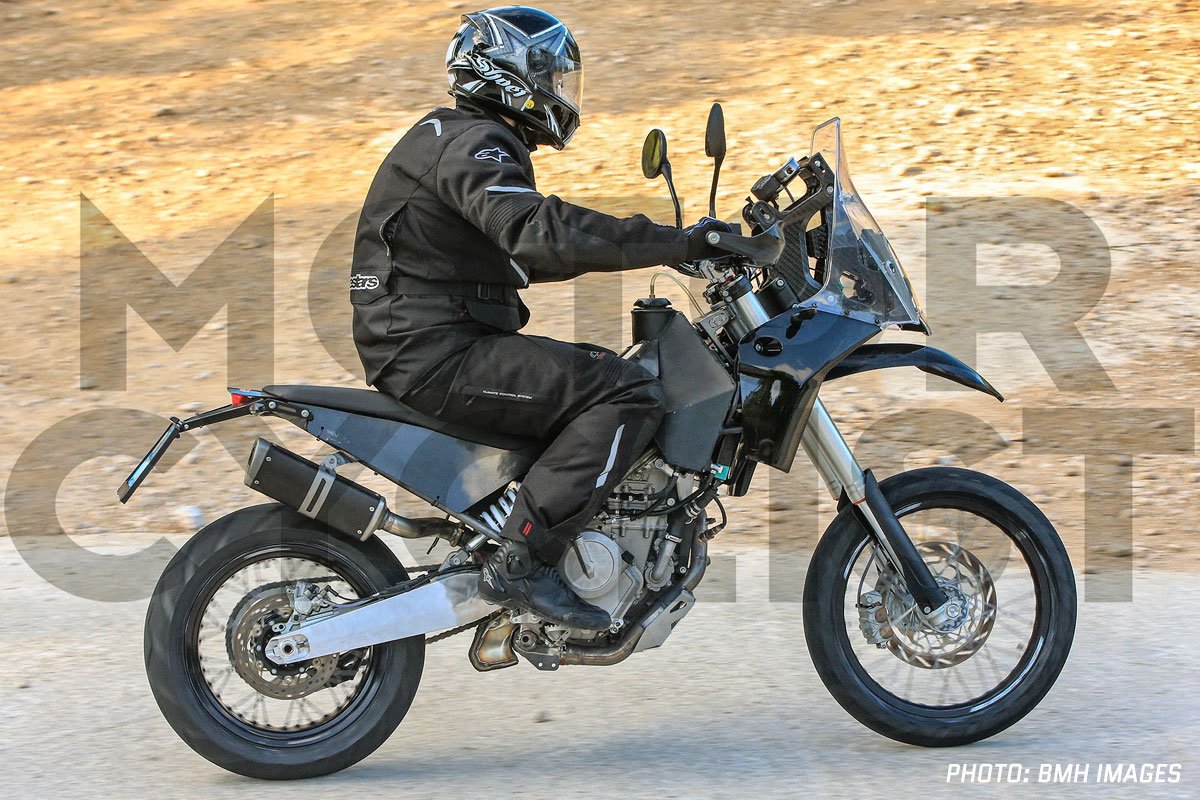 KTM390 Spied 5