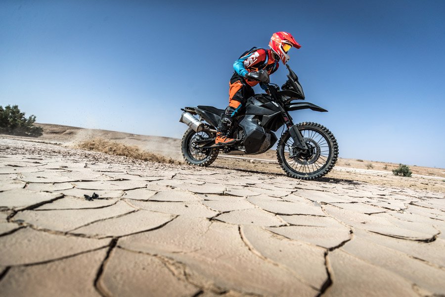 KTM Ultimate Race 790 ADVENTURE R 05