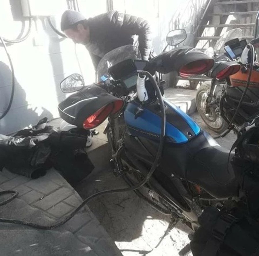 Long Way Up Harley Davidson LiveWire 05