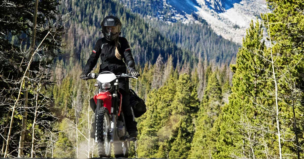 REVIT 2021 Womens Team KatelynBarnecut FBTW