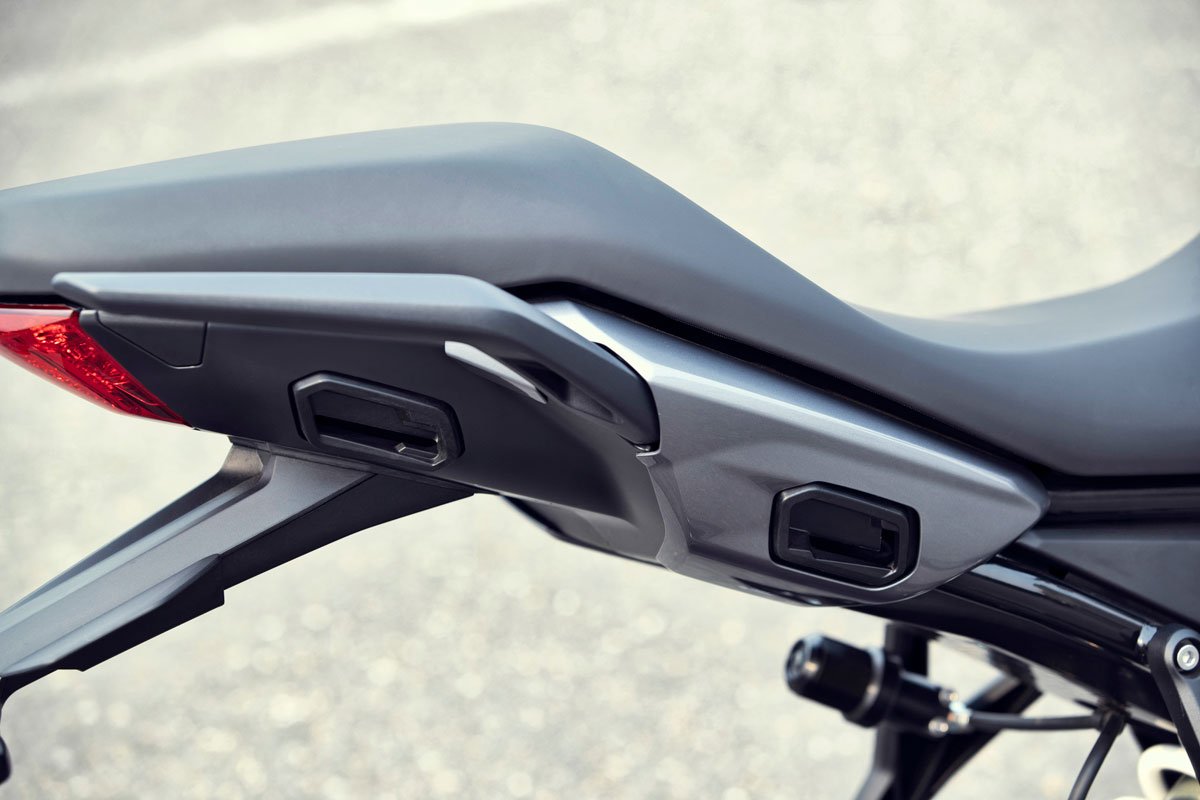 2022 Triumph Tiger Sport 660 luggage ready