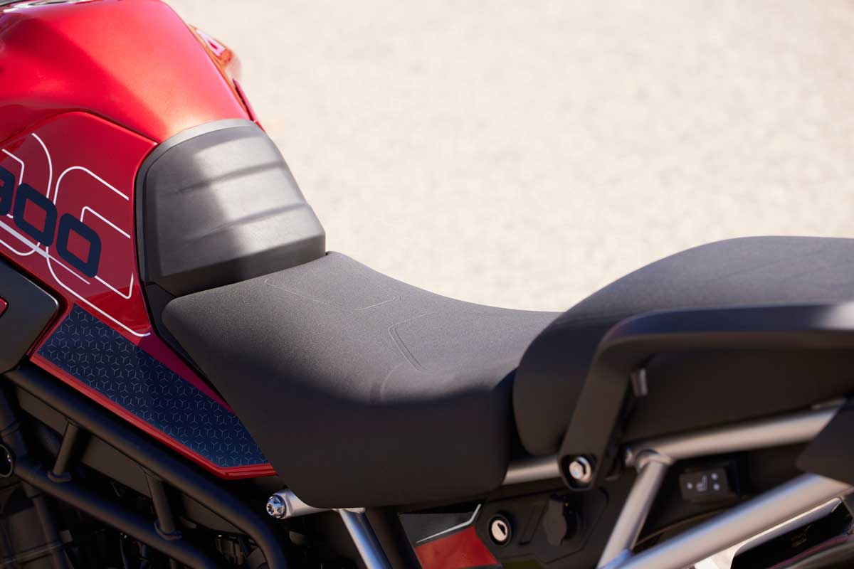 Triumph Tiger900 2024 Release seat