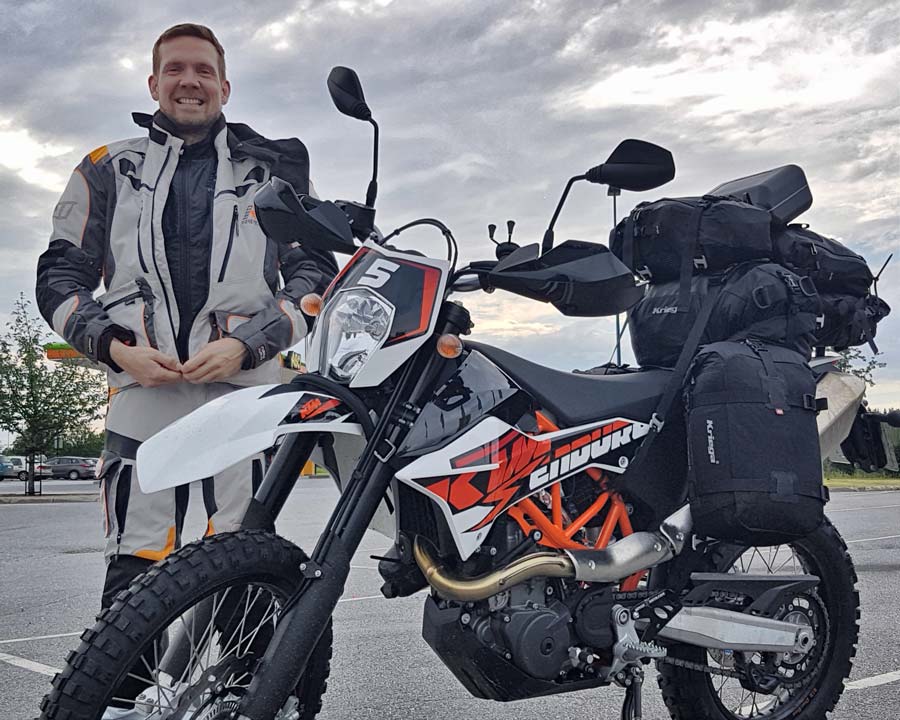 Broken Roads to Siberia 1b