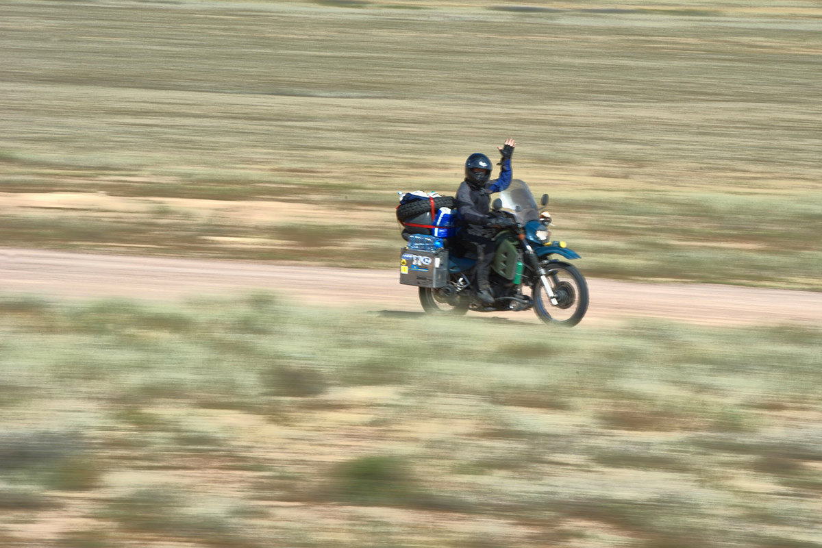 Body image 2 Its Remarkable What You Find on the Road