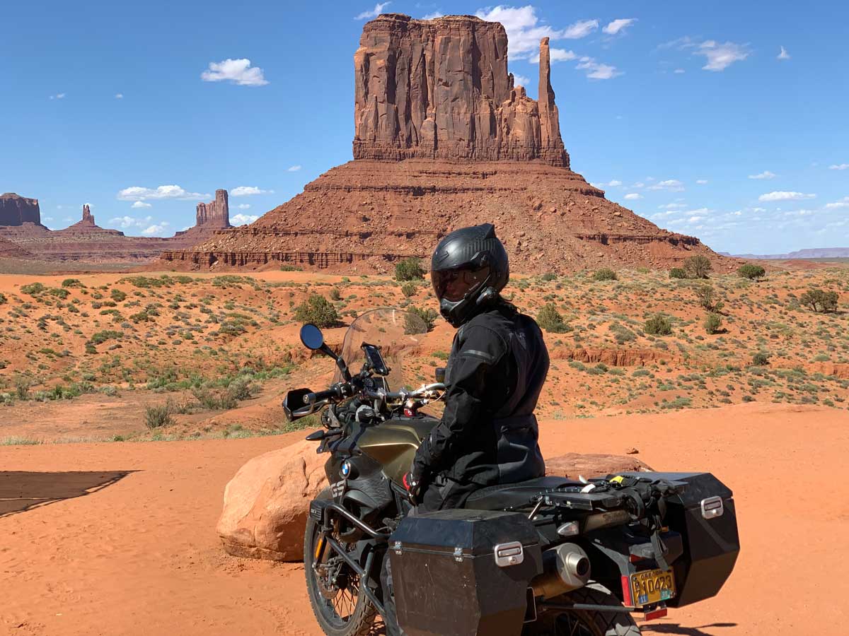 US Trip to RTW Adventure monument