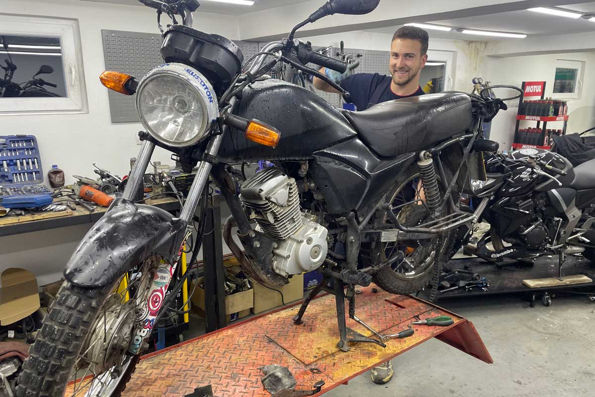 125cc Bikes for ADV Travel garage