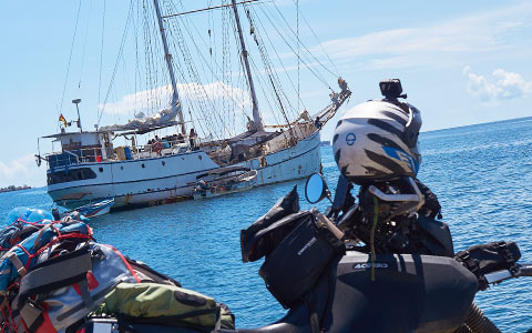 how-to-ship-motorcycle-darien-gap