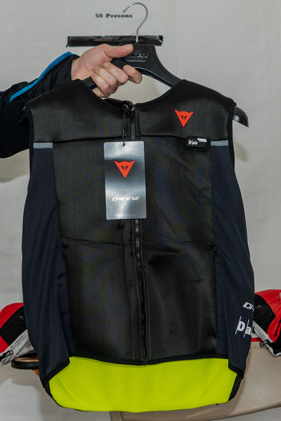 Klim Dainese Airbag Tech Comparison Dainese 01