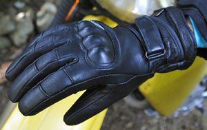 Review: Waterproof Womens Gloves by Racer