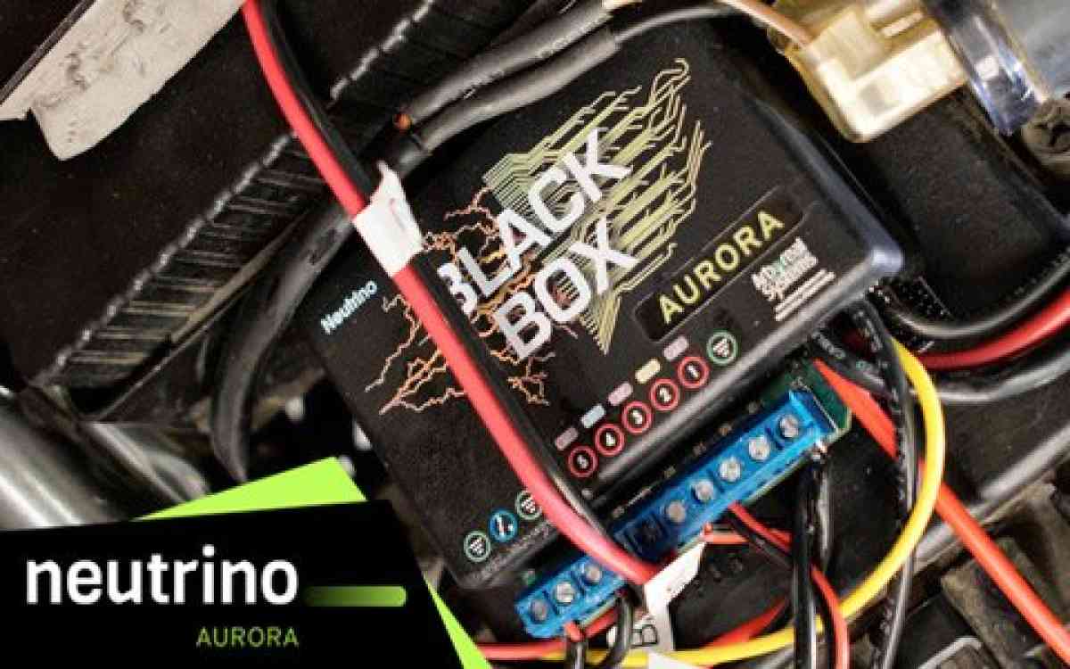 neutrino-aurora-power-box-review