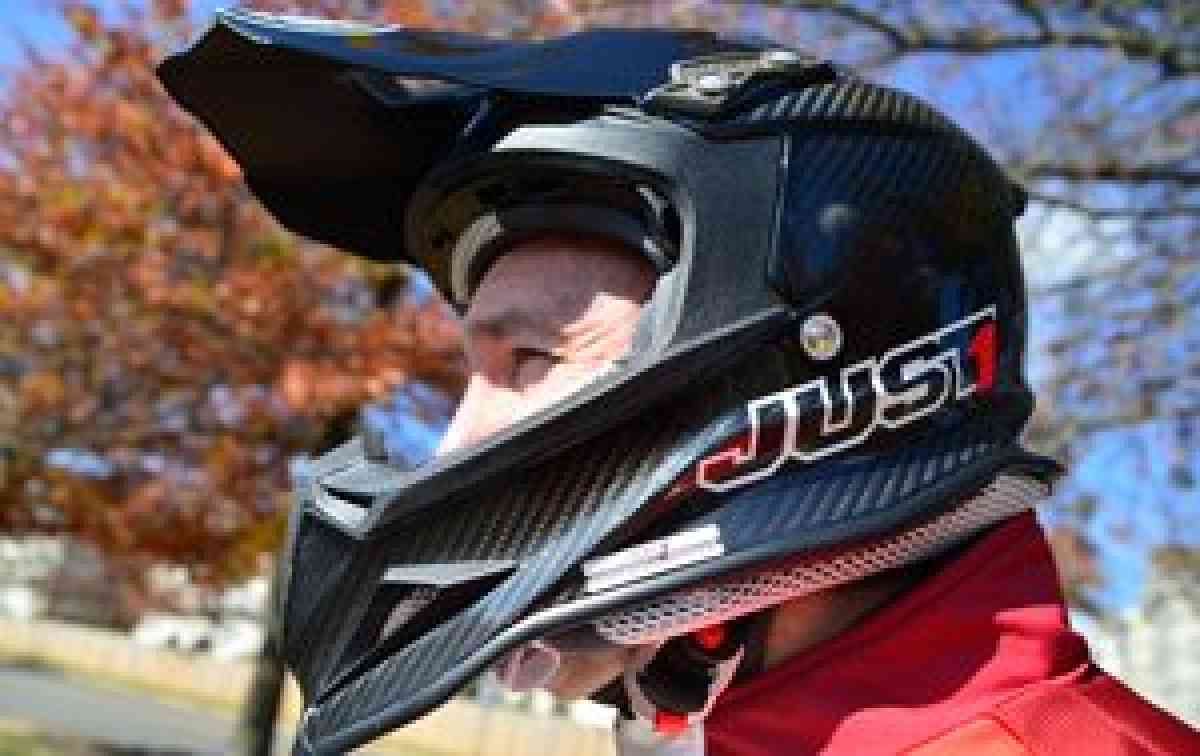 Just1 J12 Full Carbon Helmet Review